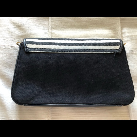 Tommy Hilfiger Striped crossbody bag - Picture 2 of 9